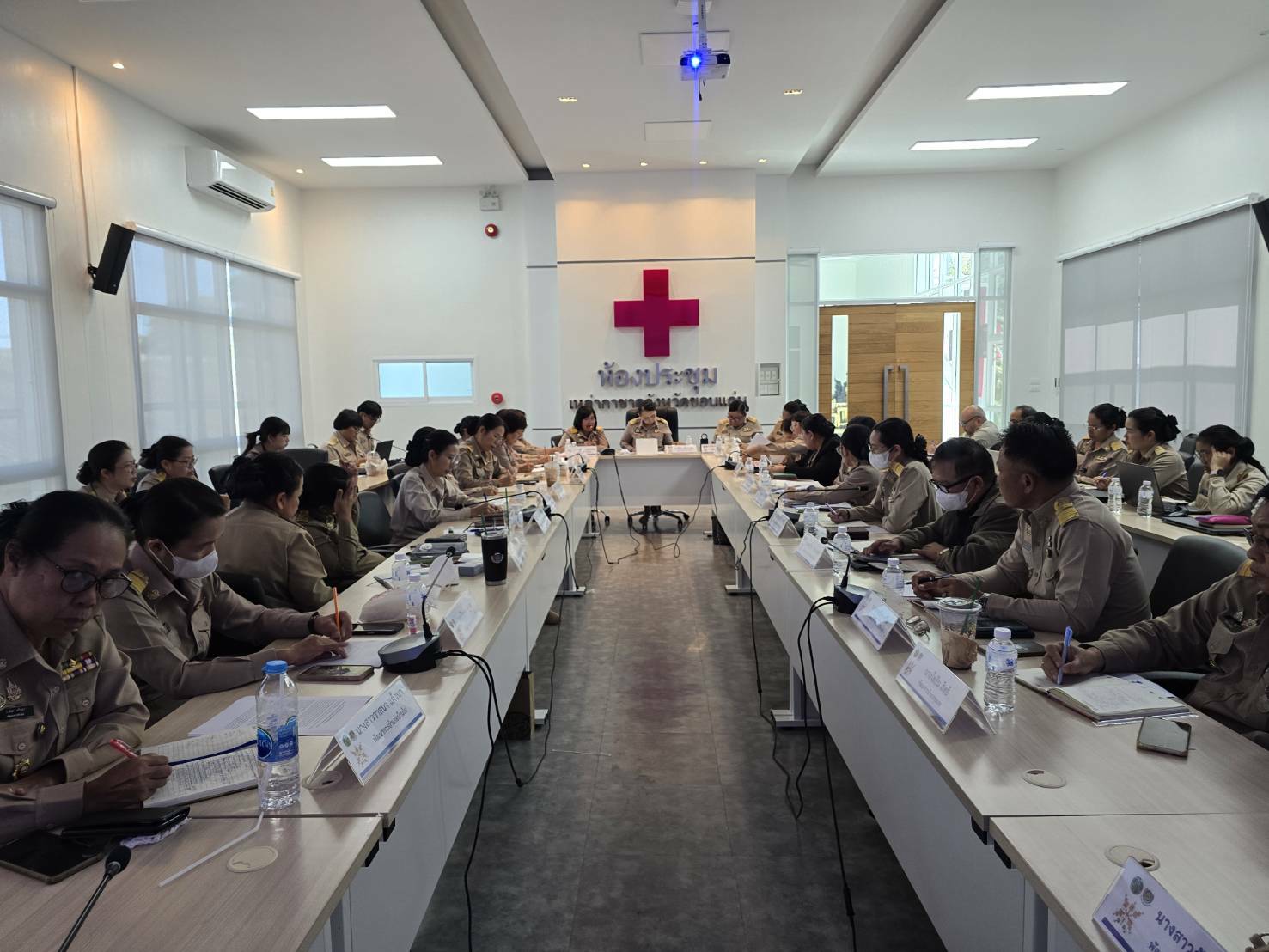 📸✡️พช.ซำสูง : เข้าร่วมประชุมการเปิดใช้งานระบบสารสนเทศเพื่อการวิเคราะห์ข้อมูลชุมชน (Tambon Information System : TIS) ผ่านระบบทีวี พช.