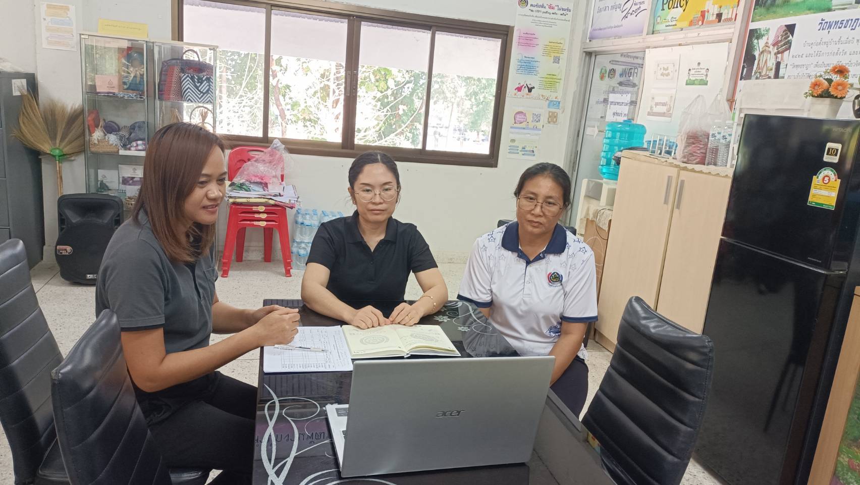 📸✡️พช.ซำสูง : ร่วมประชุมการขับเคลื่อนการแก้จนแบบชี้เป้าผ่านระบบ TPMAP Logbook มุ่งเป้าพัฒนาคนทุกช่ว
