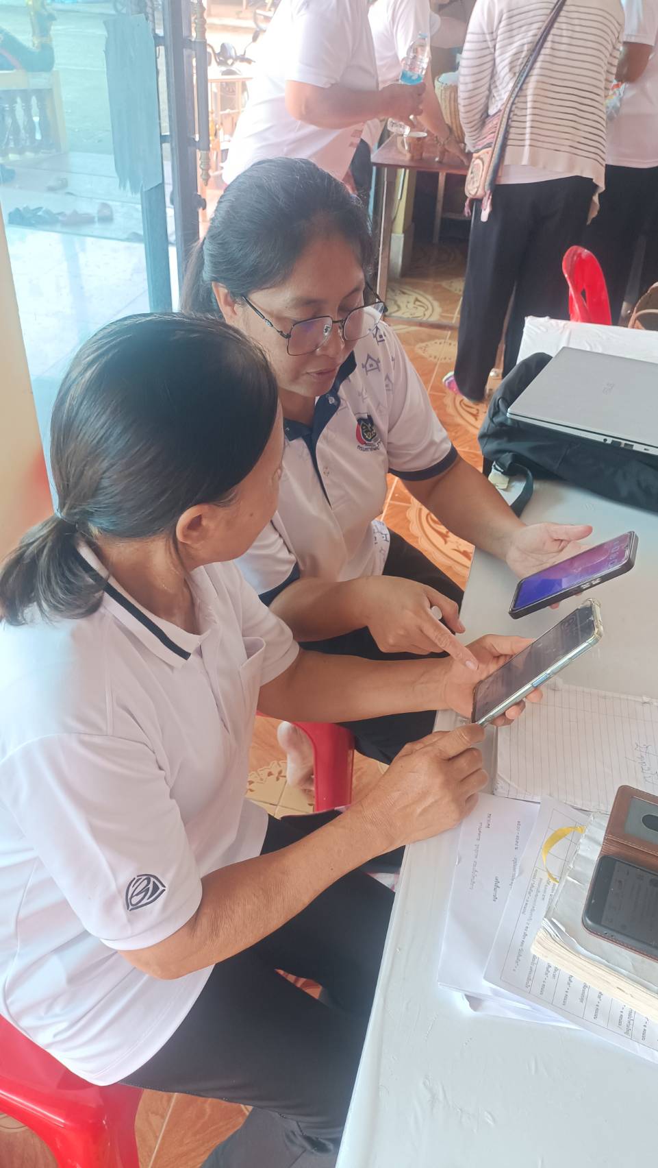 🌾สำนักงานพัฒนาชุมชนอำเภอซำสูง: ประชาสัมพันธ์ เชิญชวนดาวน์โหลด click ชุมชน และลงทะเบียนร้านค้า Shop ชุมชน ดาวน์โหลดคลิกชุมชนและลงทะเบียนร้านค้า Shop ชุมชน 